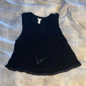 black sleeveless blouse